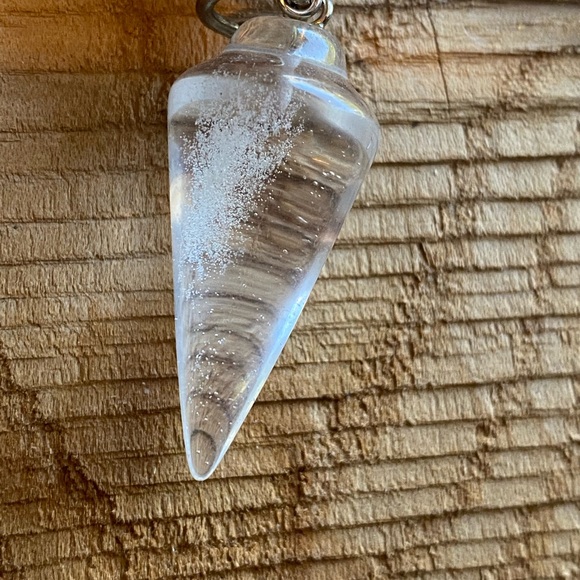 Ethereal Pink and Silver Pendulum Necklace with Faceted Rose Quartz Crystal - Picture 6 of 7